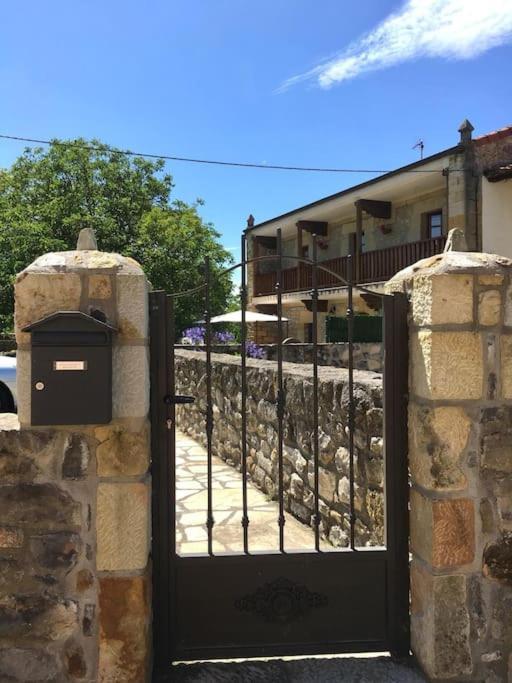 Ferienwohnung Solar Del Huyo San Mamés de Meruelo Exterior foto