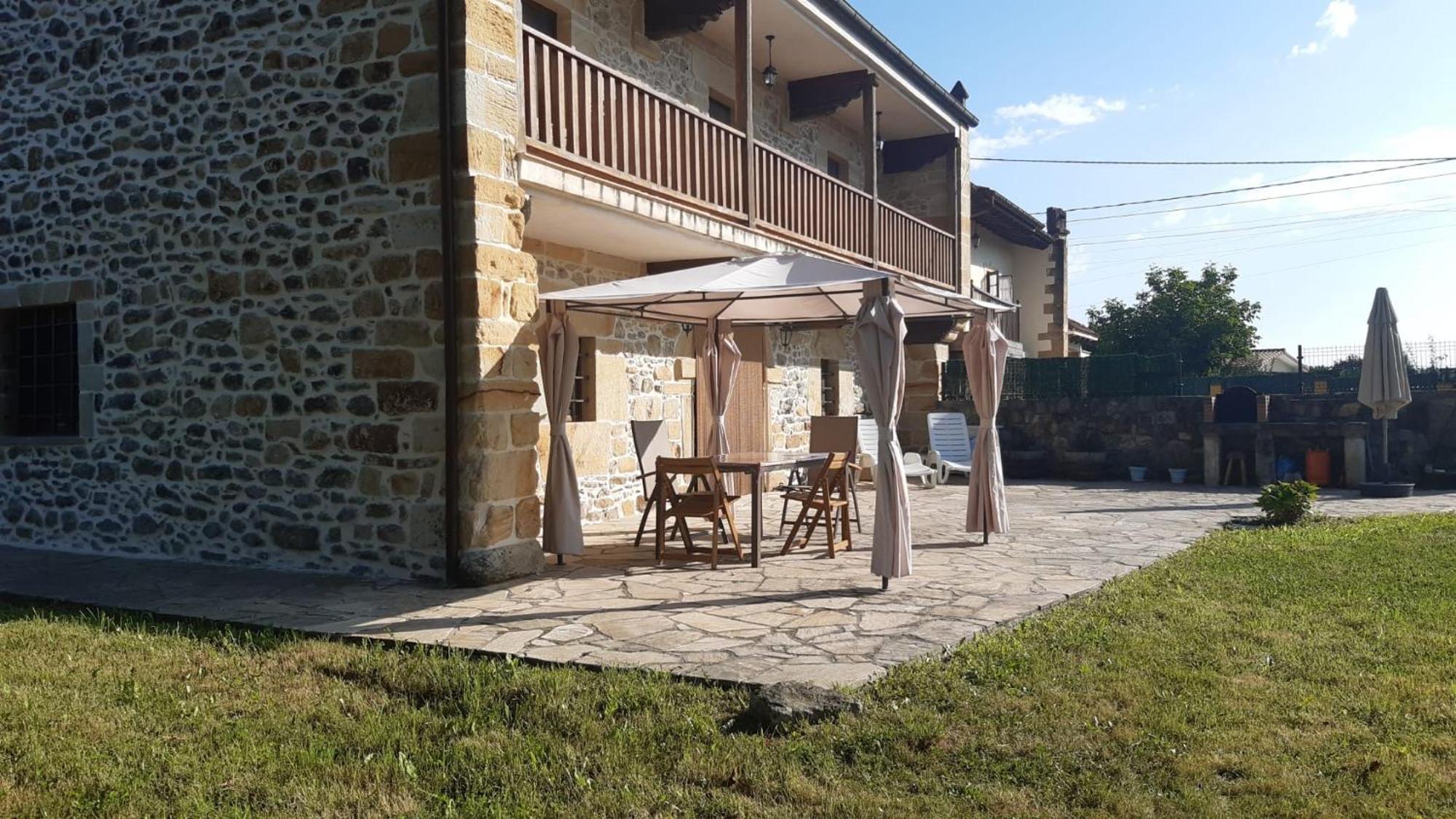 Ferienwohnung Solar Del Huyo San Mamés de Meruelo Exterior foto